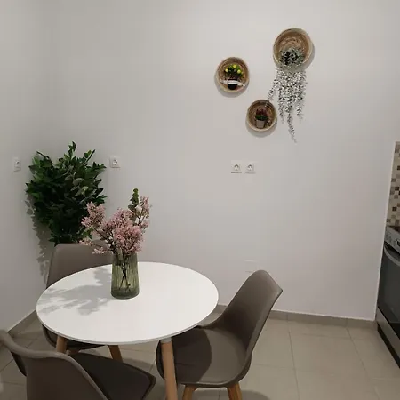 Apartament Tatti's *